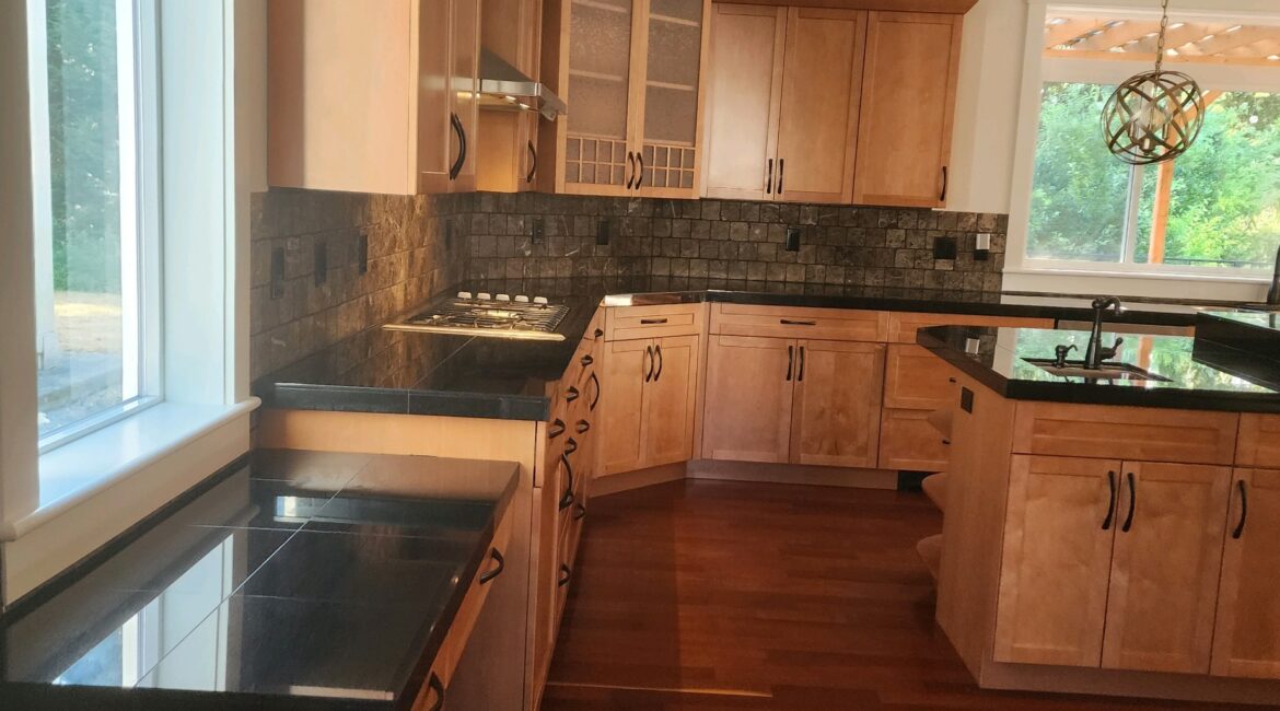 Kitchen with glossy countertops